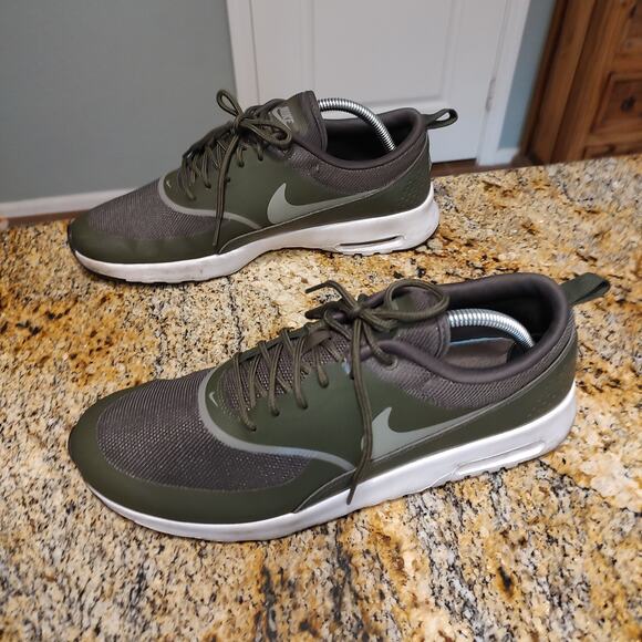 Nike Air Max Tavas Shoes US Womens Size 12 599409-310 Olive Green main image 6